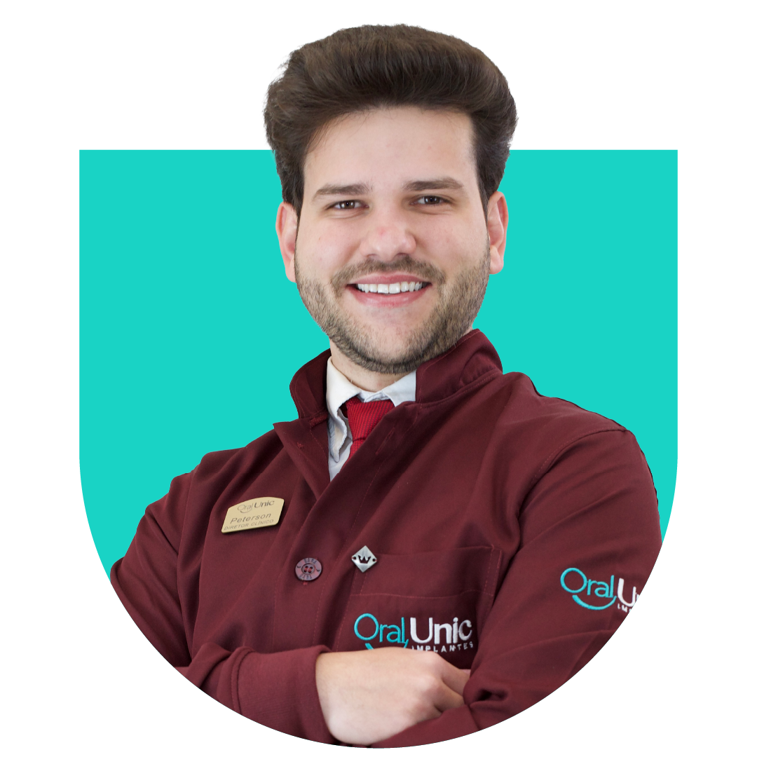 Icaro de Carvalho, cirurgiao-dentista